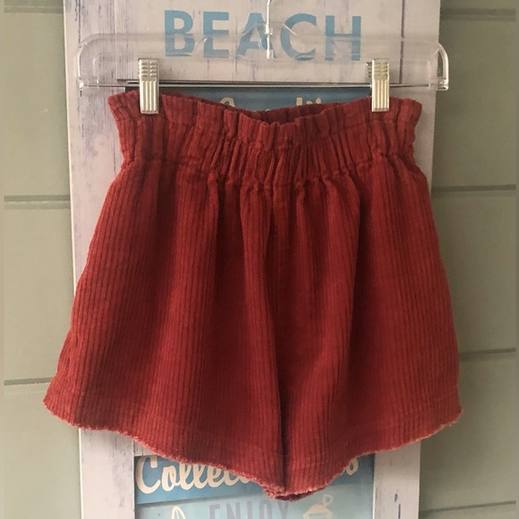 VICI Etophe studio paper bag, high waisted corduroy shorts w/pockets small. - Picture 15 of 15